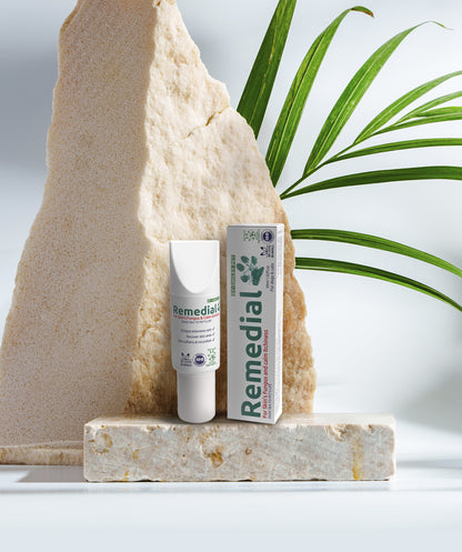 Smiley pet fungi and itch cream tube for pets