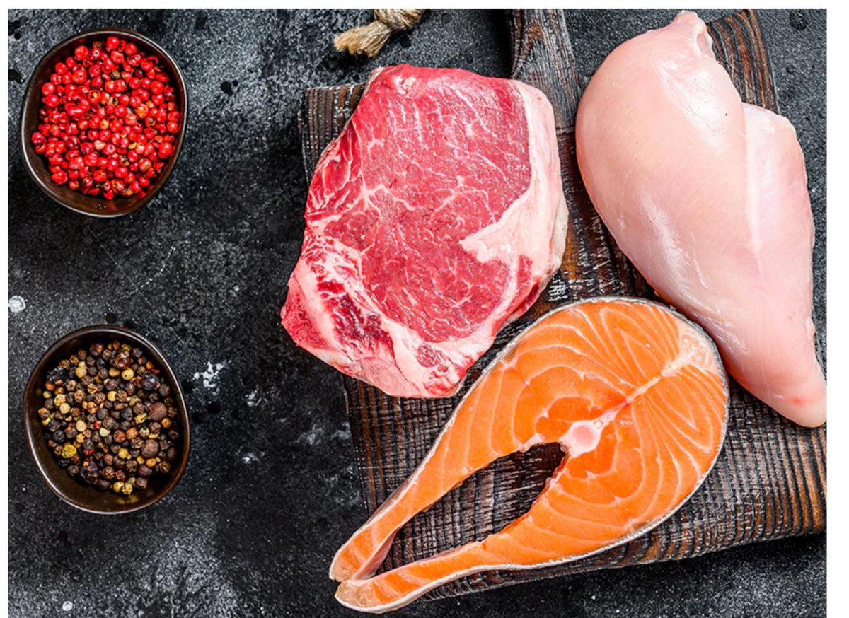 Carnes y pescados frescos usados para los apetentes naturales de Trovet Plus