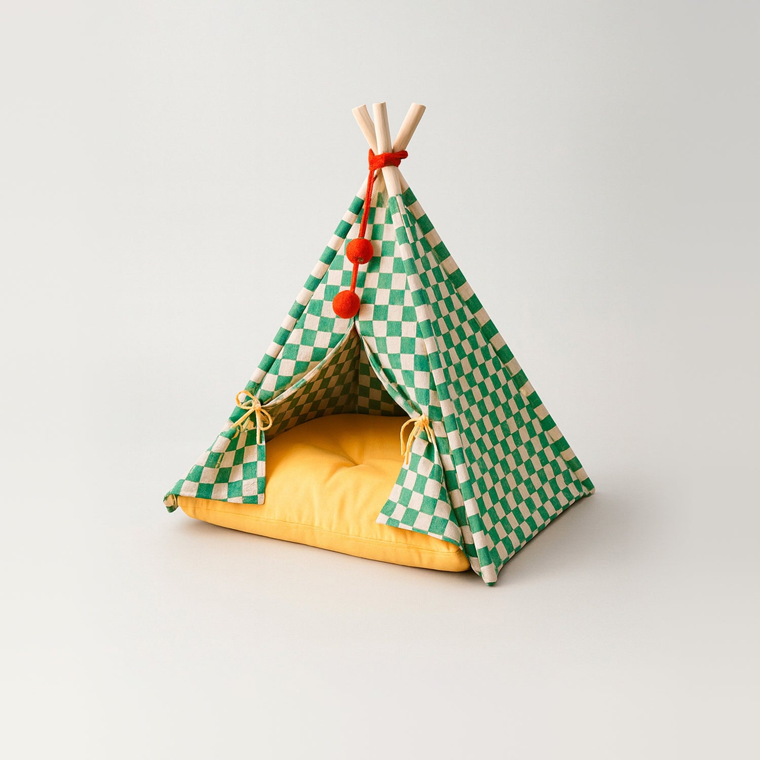 Tippy Tent house by Zeze for small cats with modern style and soft cushion